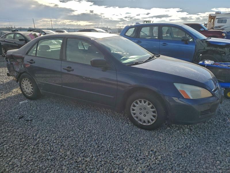 Photo 4 from auction – 2007 HONDA ACCORD with VIN JHMCM56117C005357