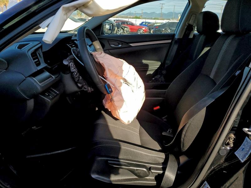 Photo 7 from auction – 2016 HONDA CIVIC LX with VIN 19XFC2F52GE016895