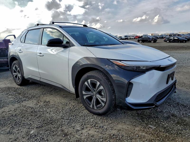 Photo 4 from auction – 2025 TOYOTA BZ4X with VIN JTMABACA2SA103118