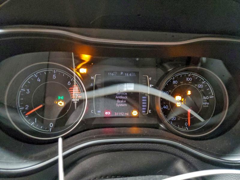 Photo 9 from auction – 2020 JEEP CHEROKEE L with VIN 1C4PJLCB8LD611045