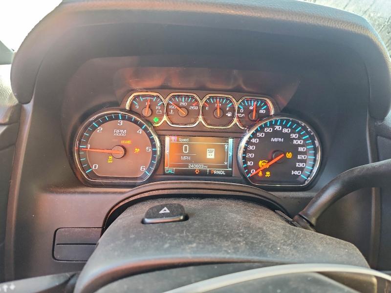 Photo 9 from auction – 2017 CHEVROLET SUBURBAN C with VIN 1GNSCHKC2HR257570