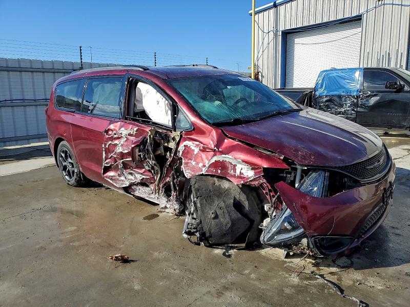 Photo 4 from auction – 2020 CHRYSLER PACIFICA L with VIN 2C4RC1GG4LR109207