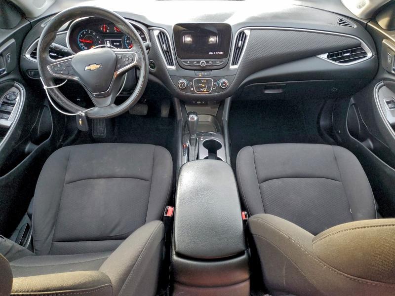 Photo 8 from auction – 2020 CHEVROLET MALIBU LS with VIN 1G1ZB5ST4LF079754