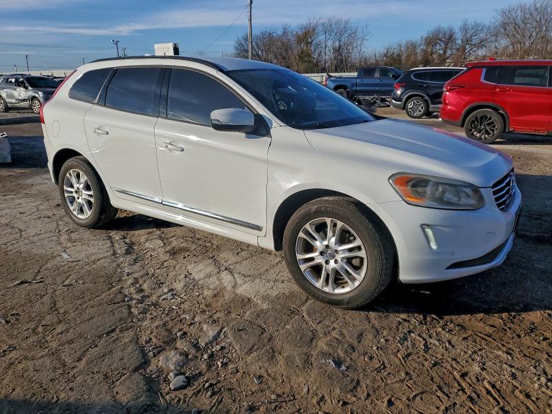 Photo 4 from auction – 2016 VOLVO XC60 T5 with VIN YV440MDJ0G2811322