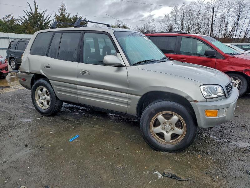 Photo 4 from auction – 1999 TOYOTA RAV4 with VIN JT3GP10V6X7062908