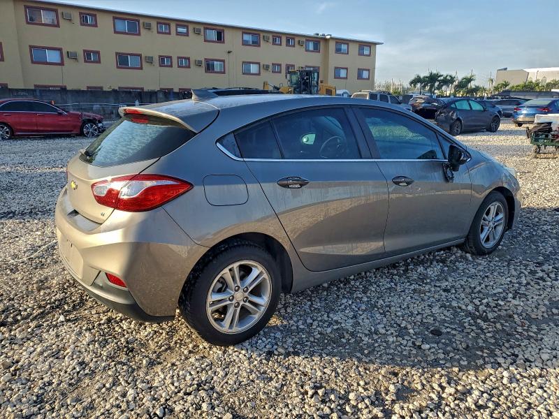 Photo 3 from auction – 2018 CHEVROLET CRUZE with VIN 3G1BE6SM0JS641603