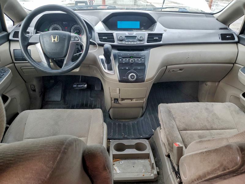 Photo 8 from auction – 2011 HONDA ODYSSEY with VIN 5FNRL5H21BB084612