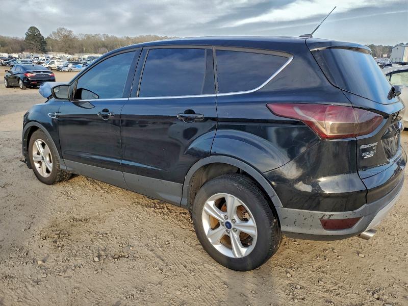 Photo 2 from auction – 2016 FORD ESCAPE SE with VIN 1FMCU0G78GUB47413