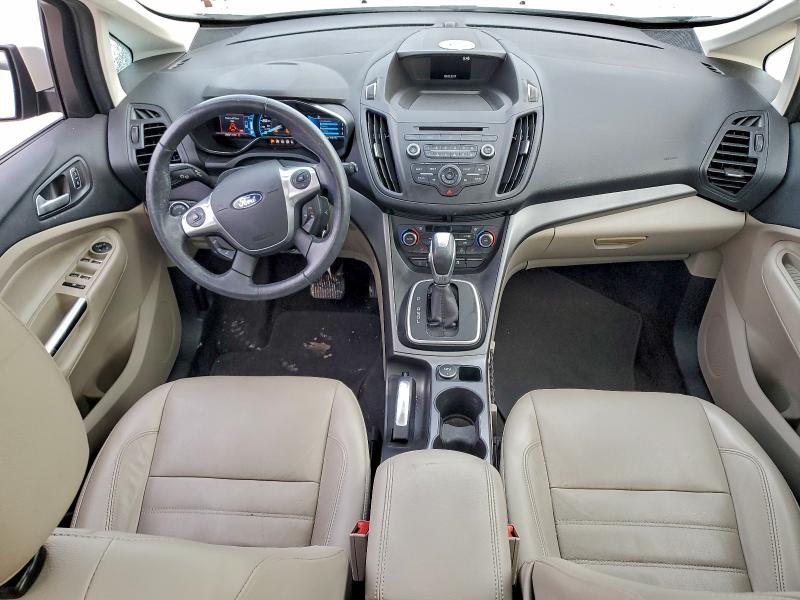 Photo 8 from auction – 2017 FORD C-MAX SE with VIN 1FADP5EU9HL107957