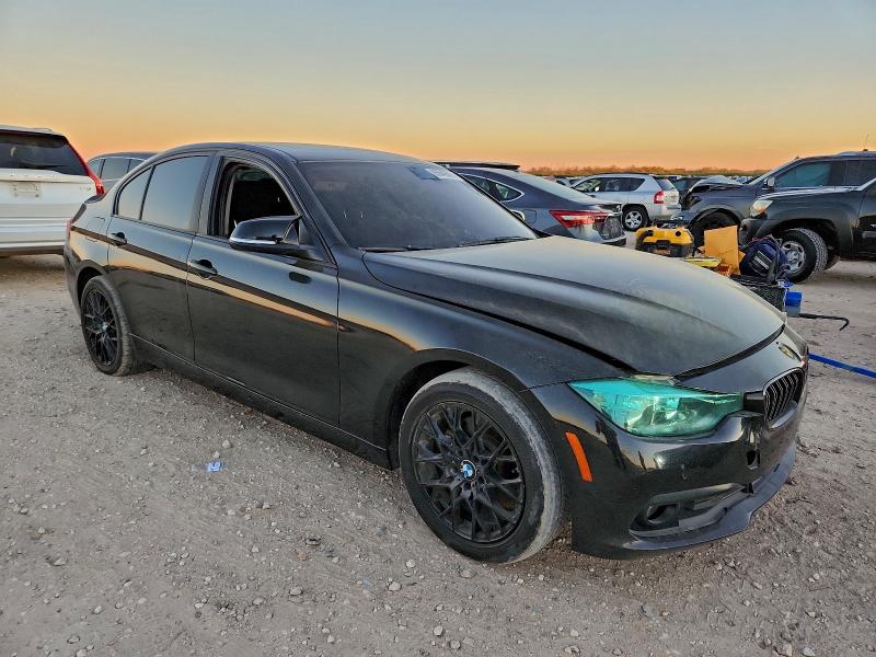 Photo 4 from auction – 2017 BMW 320 I with VIN WBA8A9C32HK864328