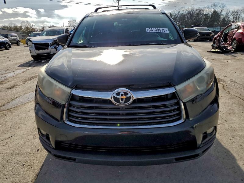 Photo 5 from auction – 2016 TOYOTA HIGHLANDER with VIN 5TDJKRFH2GS501320