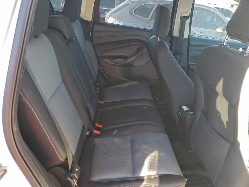 Photo 11 from auction – 2019 FORD ESCAPE SE with VIN 1FMCU9GD5KUC53613