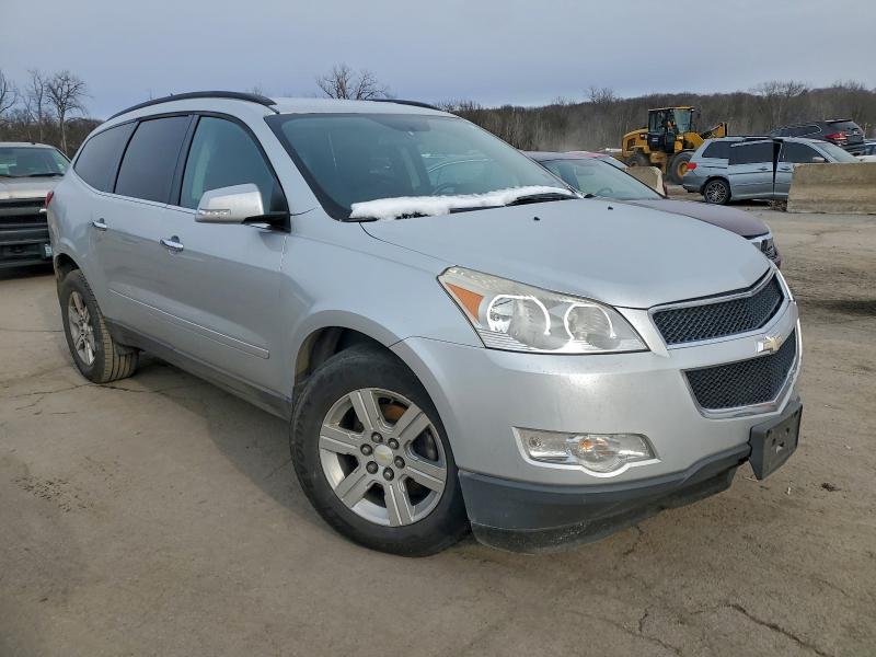 Photo 4 from auction – 2010 CHEVROLET TRAVERSE L with VIN 1GNLVFED2AJ214830