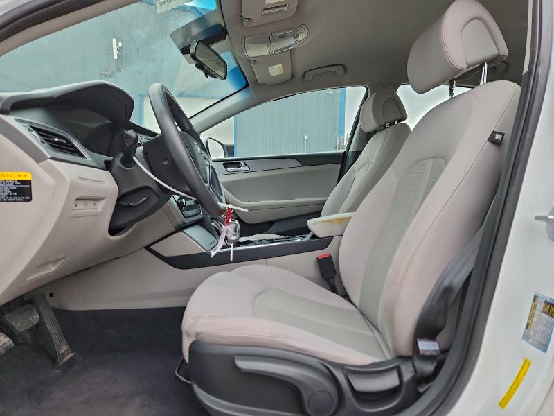 Photo 7 from auction – 2016 HYUNDAI SONATA SE with VIN 5NPE24AF2GH346557