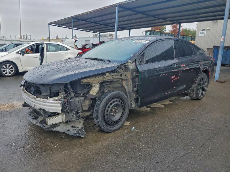 CHRYSLER 200 S 2016 with VIN 1C3CCCBG1GN121735 - Photo from auction