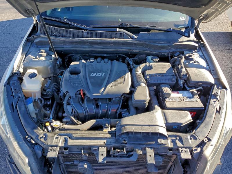 Photo 11 from auction – 2011 KIA OPTIMA LX with VIN KNAGM4A74B5194461