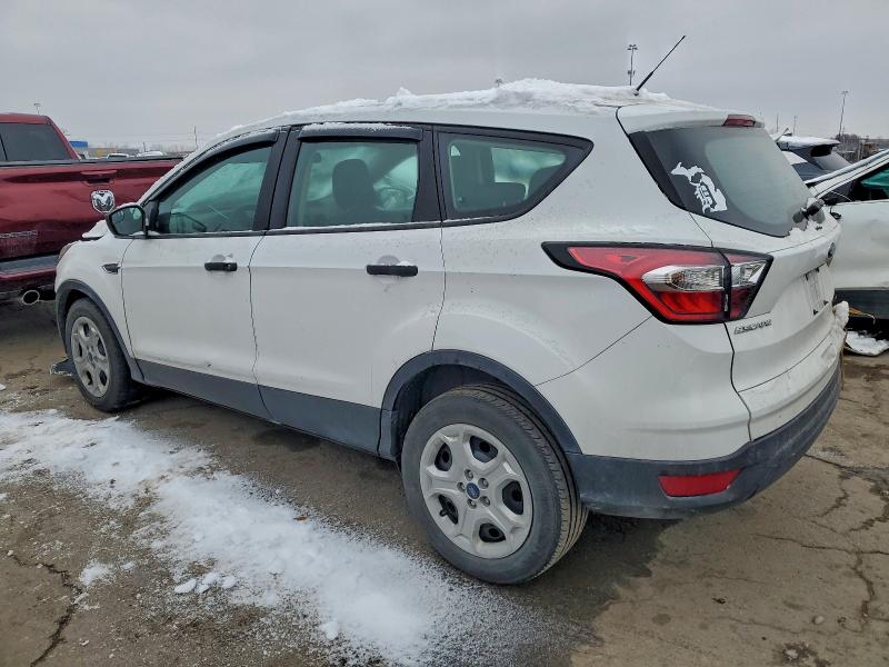 Photo 2 from auction – 2018 FORD ESCAPE with VIN 1FMCU0F76JUA34097