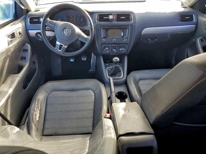 Photo 8 from auction – 2011 VOLKSWAGEN JETTA with VIN 3VWGZ7AJ9BM013458