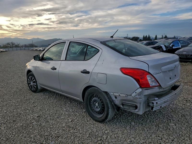 Zdjęcie 2 z aukcji – 2016 NISSAN VERSA S z VIN 3N1CN7AP2GL845516