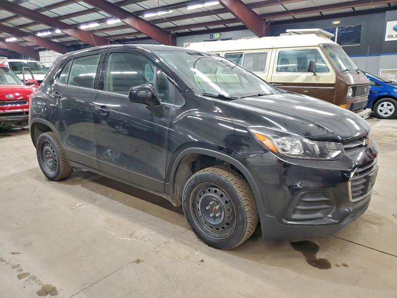 Photo 4 from auction – 2019 CHEVROLET TRAX LS with VIN 3GNCJNSB3KL222132
