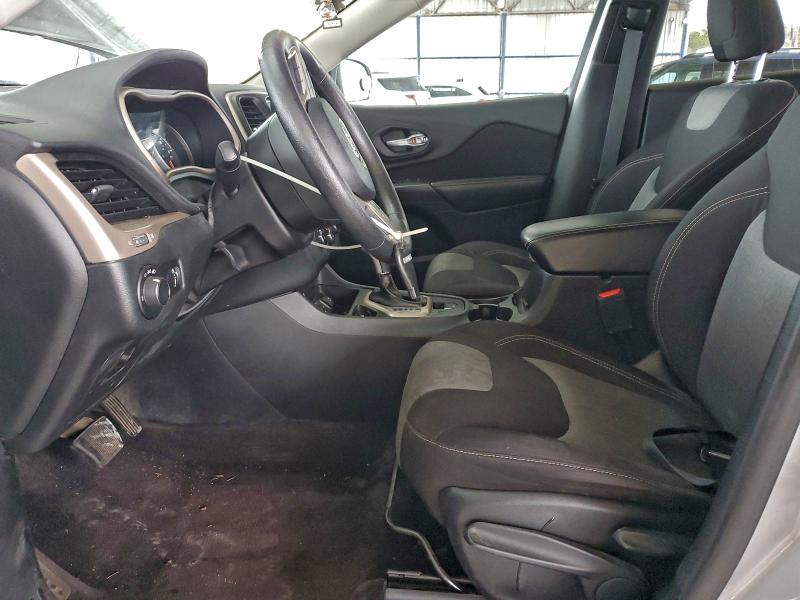 Photo 7 from auction – 2016 JEEP CHEROKEE with VIN 1C4PJLAB0GW330158