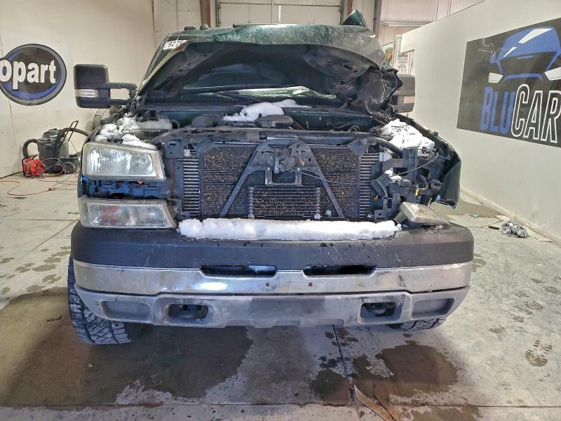 Photo 5 from auction – 2005 CHEVROLET 2500 4X4 with VIN 1GCHK23225F849816