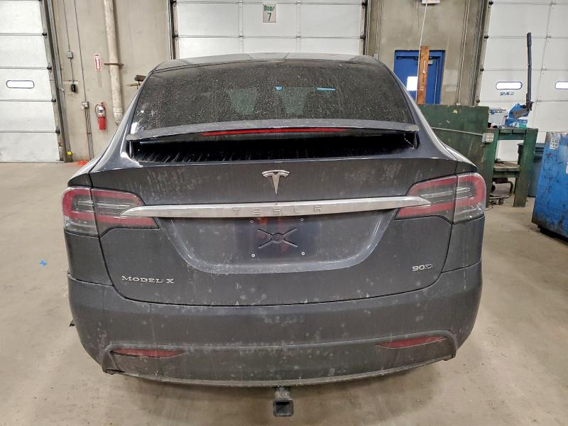 Photo 6 from auction – 2016 TESLA MODEL X with VIN 5YJXCAE29GF014805