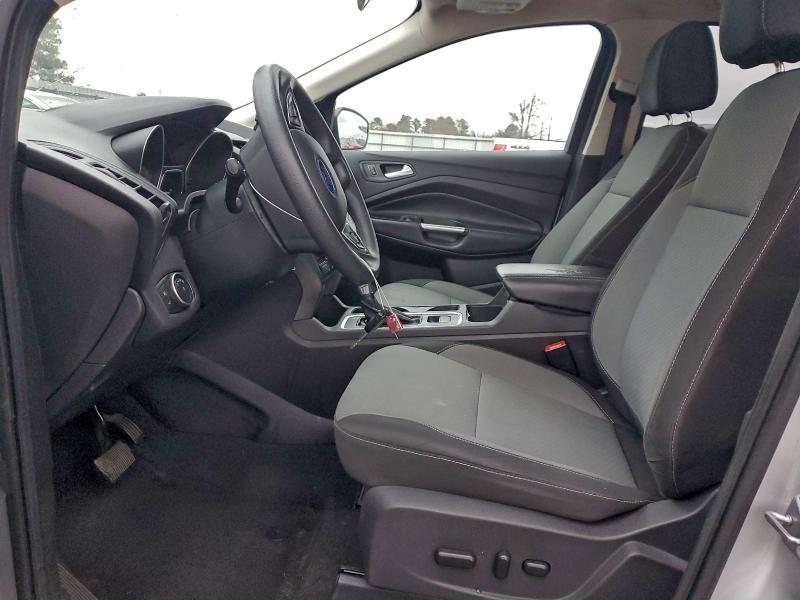 Photo 7 from auction – 2017 FORD ESCAPE SE with VIN 1FMCU0G95HUC52297
