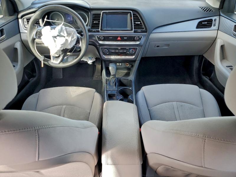 Photo 8 from auction – 2018 HYUNDAI SONATA SE with VIN 5NPE24AF4JH613334