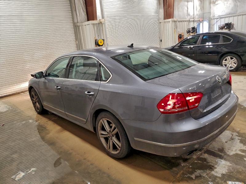 Photo 2 from auction – 2015 VOLKSWAGEN PASSAT SE with VIN 1VWBT7A35FC063343