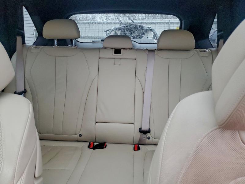 Photo 10 from auction – 2016 BMW X5 XDRIVE5 with VIN 5UXKR6C54G0J83520