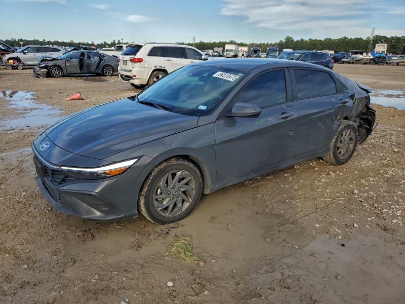 HYUNDAI ELANTRA SE 2024 with VIN KMHLM4DG3RU849928 - Photo from auction
