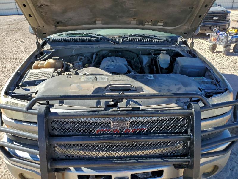 Photo 11 from auction – 2003 GMC SIERRA K25 with VIN 1GTHK29U43E116257