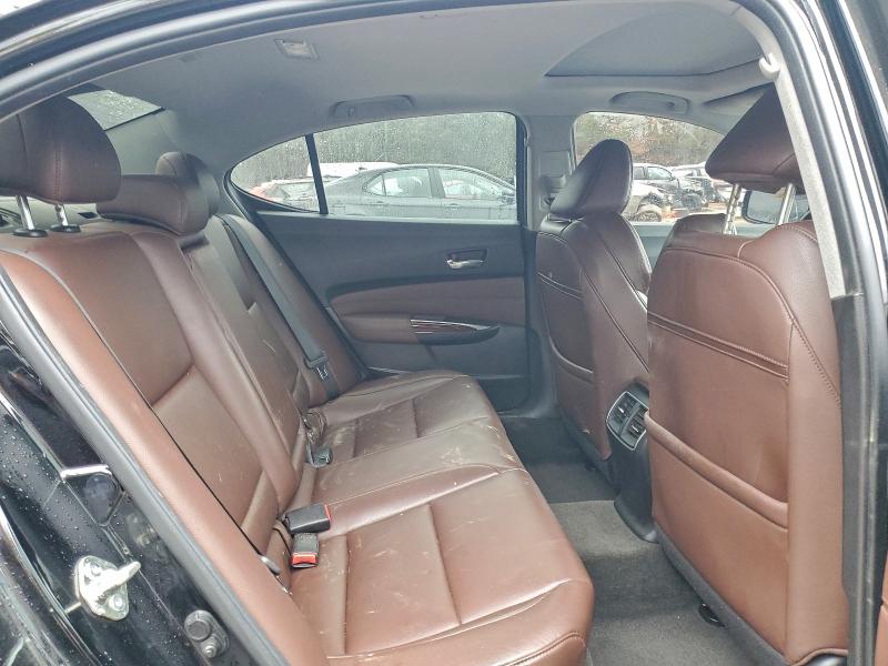 Photo 10 from auction – 2017 ACURA TLX with VIN 19UUB1F31HA003970