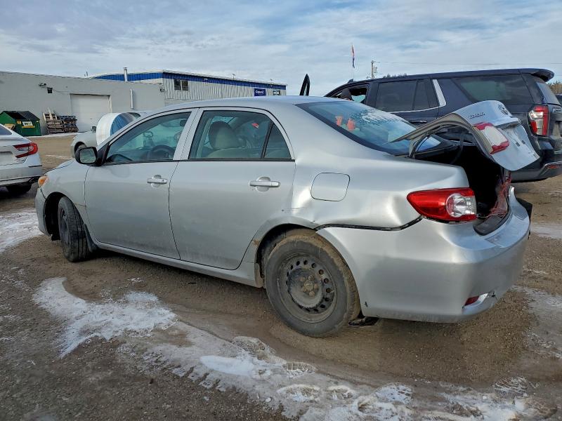 Foto 2 de la subasta – 2013 TOYOTA COROLLA con VIN 2T1BU4EE6DC936872