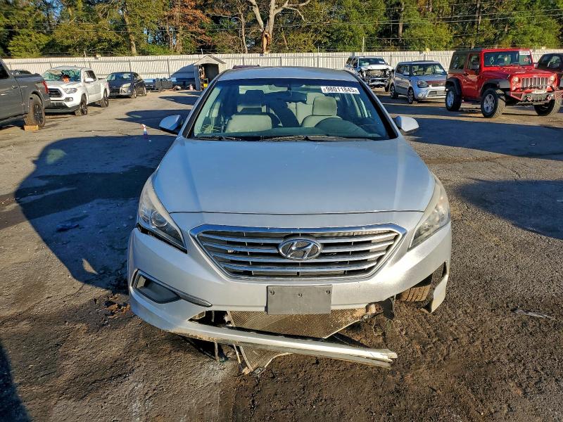 Photo 5 from auction – 2016 HYUNDAI SONATA SE with VIN 5NPE24AF2GH355078