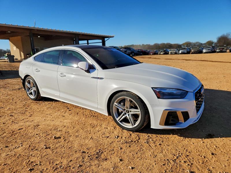 Фото 4 с аукциона – 2022 AUDI A5 PREMIUM с VIN WAUDACF50NA013090