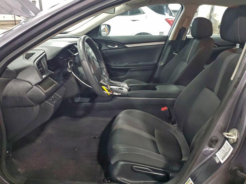 Photo 7 from auction – 2019 HONDA CIVIC LX with VIN 19XFC2F66KE013063