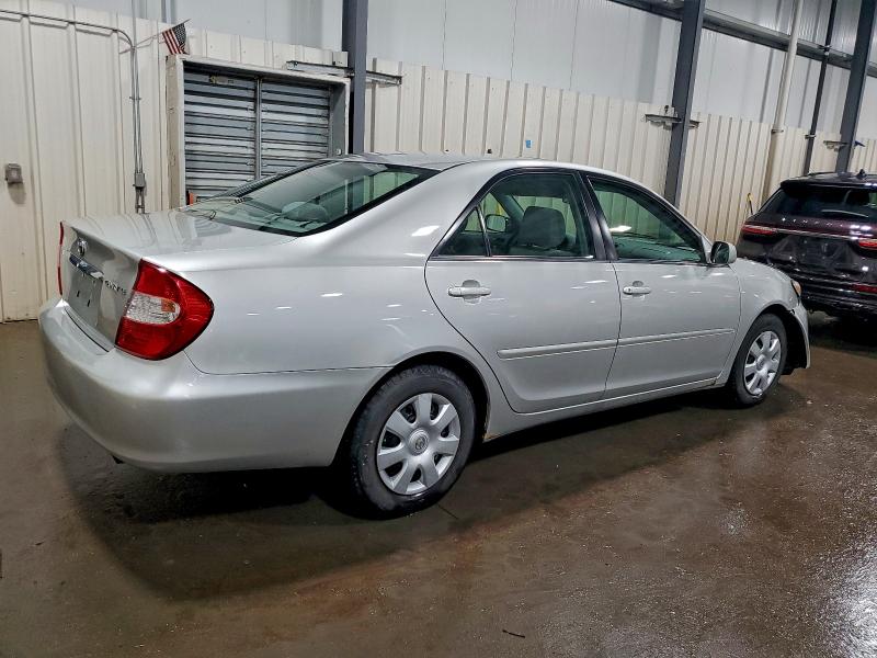 Photo 3 from auction – 2002 TOYOTA CAMRY LE with VIN 4T1BE30K42U017050