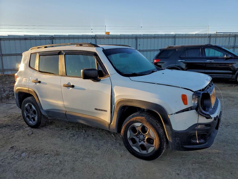 Photo 4 from auction – 2017 JEEP RENEGADE S with VIN ZACCJBAB0HPG09326