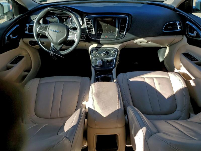 Photo 8 from auction – 2016 CHRYSLER 200 LIMITE with VIN 1C3CCCAB1GN192620