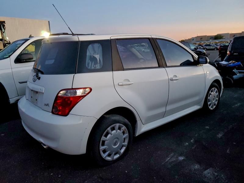 Photo 3 from auction – 2006 TOYOTA SCION XA with VIN JTKKT624965004717