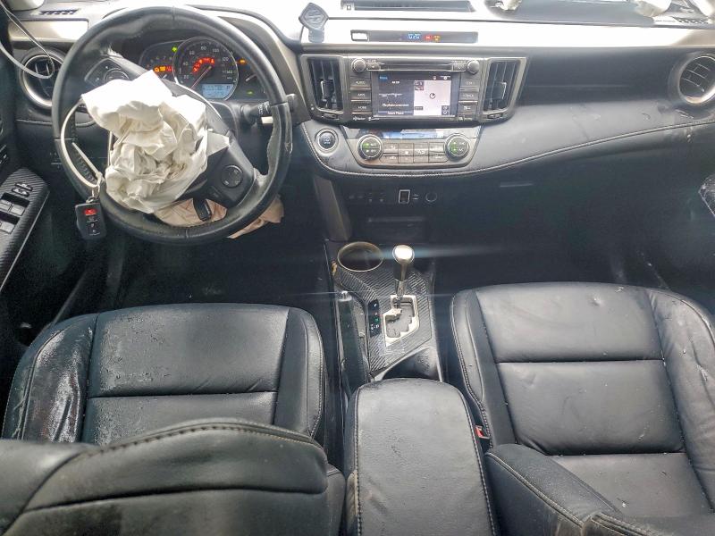 Photo 8 from auction – 2015 TOYOTA RAV4 LIMIT with VIN 2T3DFREV0FW259228