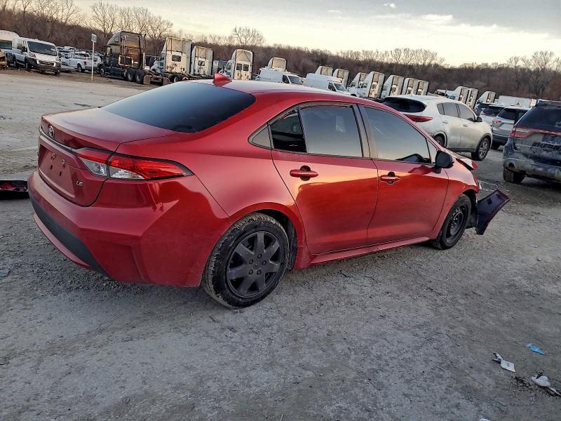 Photo 3 from auction – 2021 TOYOTA COROLLA with VIN 5YFEPMAE1MP215143