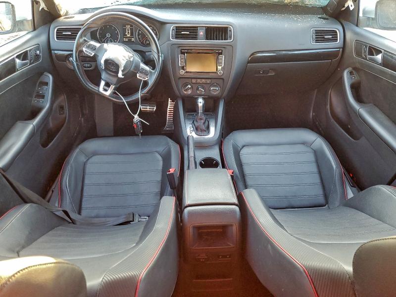 Photo 8 from auction – 2014 VOLKSWAGEN JETTA with VIN 3VW4T7AJ6EM332969