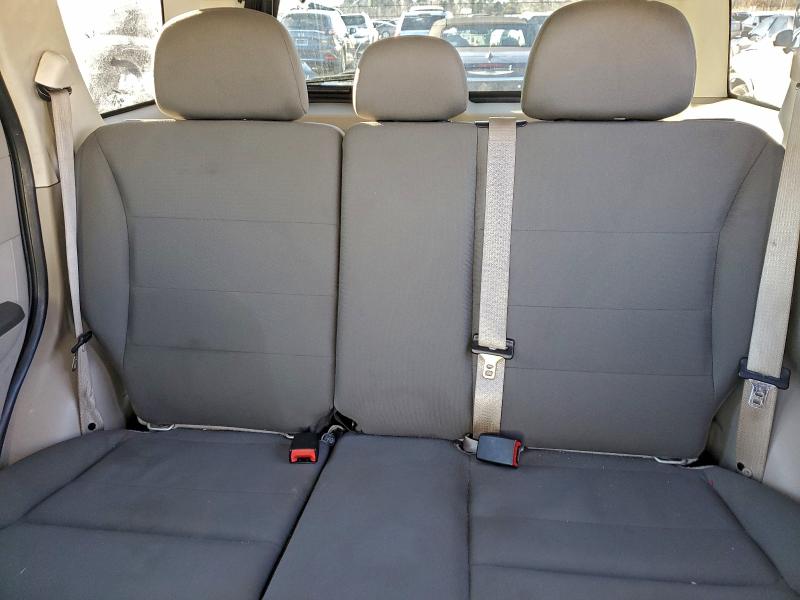 Photo 10 from auction – 2010 FORD ESCAPE XLS with VIN 1FMCU9C74AKC78531