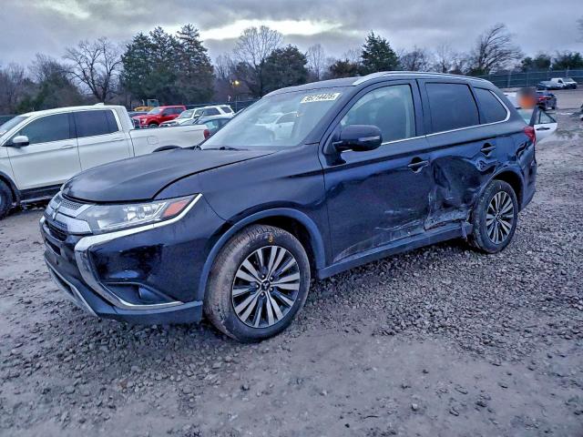 MITSUBISHI OUTLANDER 2019 with VIN JA4AD3A38KZ020119 - Photo from auction