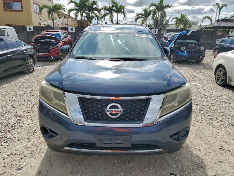 Photo 5 from auction – 2013 NISSAN PATHFINDER with VIN 5N1AR2MM7DC685066