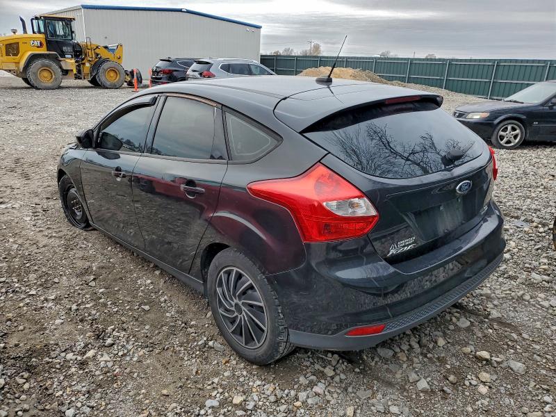 Photo 2 from auction – 2012 FORD FOCUS SE with VIN 1FAHP3K22CL365691
