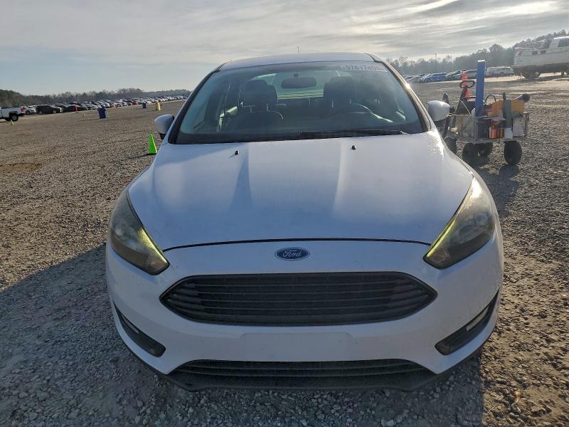 Photo 5 from auction – 2017 FORD FOCUS SE with VIN 1FADP3FE0HL281752